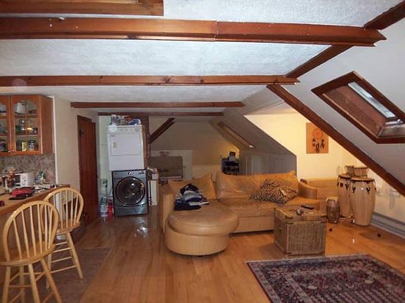 Living Room/ Family Room