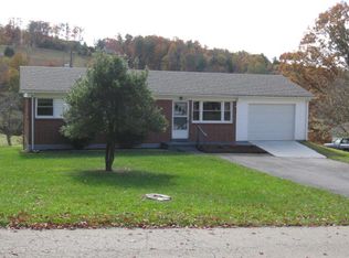 217 Taylorwood Rd, Galax, VA 24333