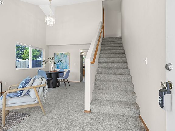 4th image of 6402 NE 43rd St