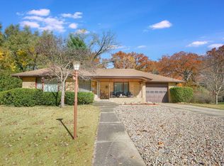211 Robin Trl, Trail Creek, IN