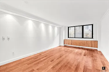 Rented by R New York