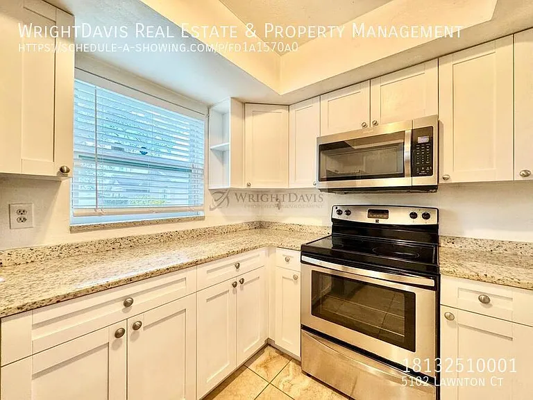 5102 Lawnton Ct — Photo 6