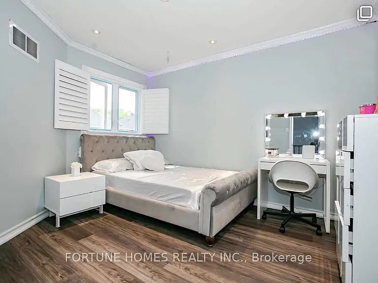 215 Drinkwater Rd — Photo 4