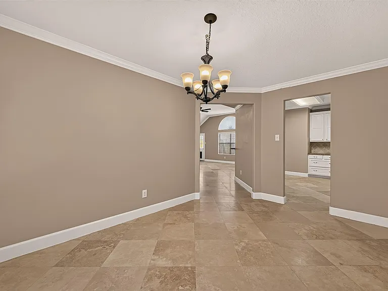 12135 English Brook Cir — Photo 9