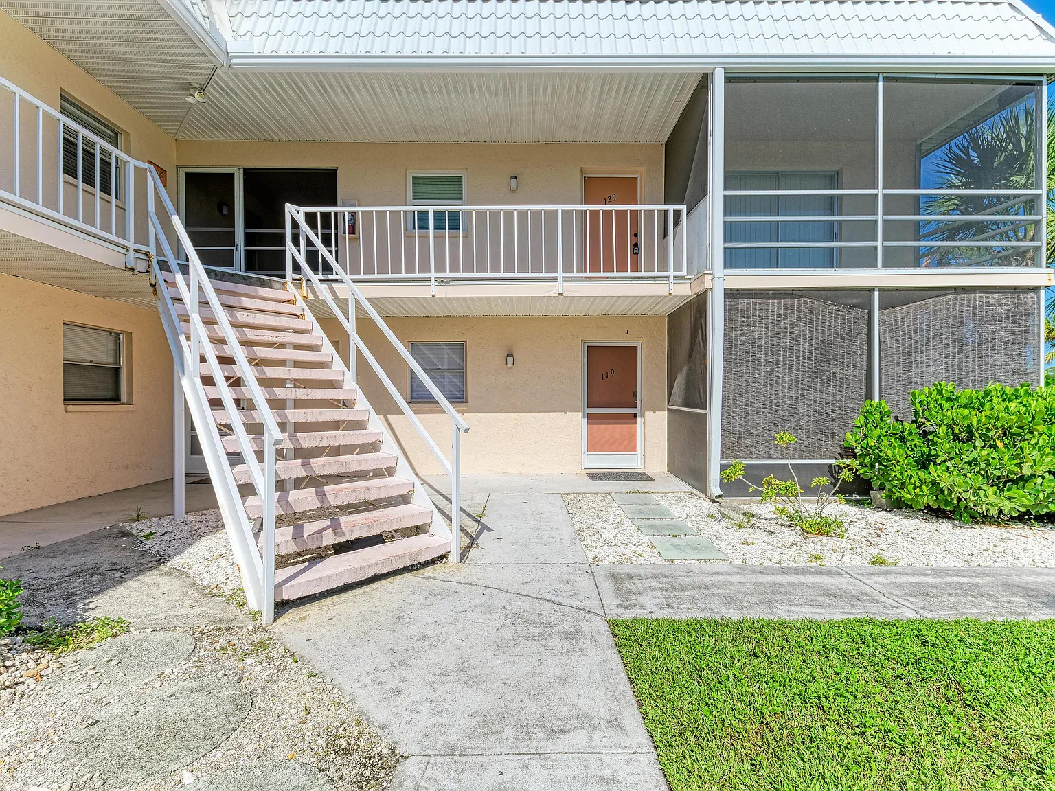 2 bed, 811 sqft, $1,500 — Photo 4