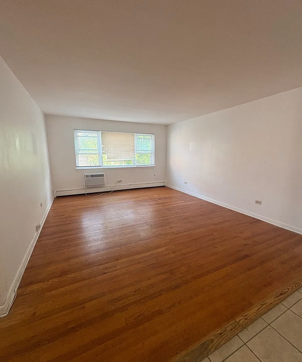 1 bed, $1,350 — Photo 1