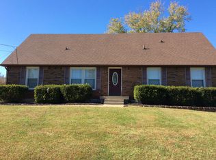 421 Bancroft Dr, Clarksville, TN 37042