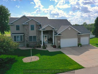 319 Ponderosa Dr, Grand Island, NE, 68803