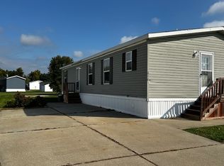 4046 S Meadow Ln #364, Mount Morris, MI 48458