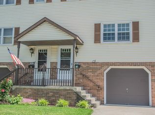 1839 Lakeside Dr, Middletown, PA 17057