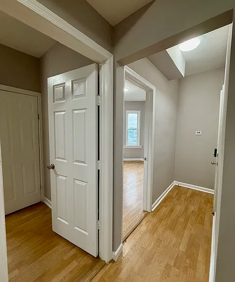 Hallway to bedrooms