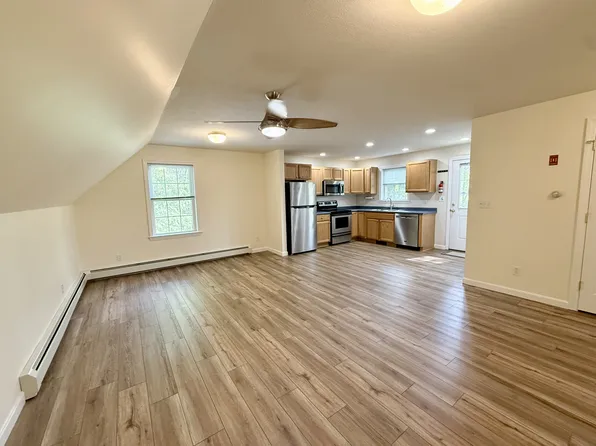355 Chases Pond Rd, York, ME 03909