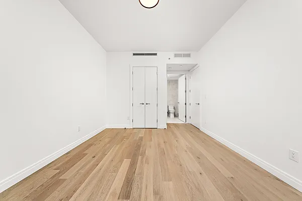 Rented by Nooklyn NYC LLC | media 35