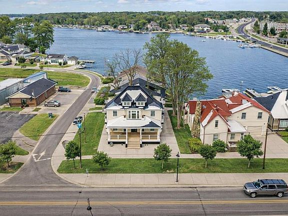 3rd image of 3910 E Bellefontaine Rd