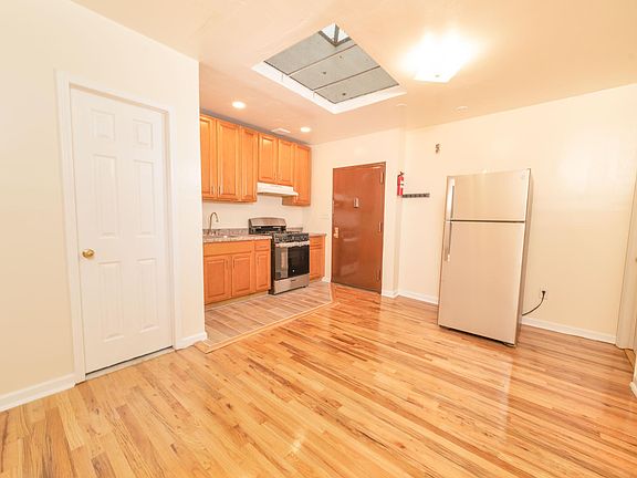 4th image of 104-09 177th St #2