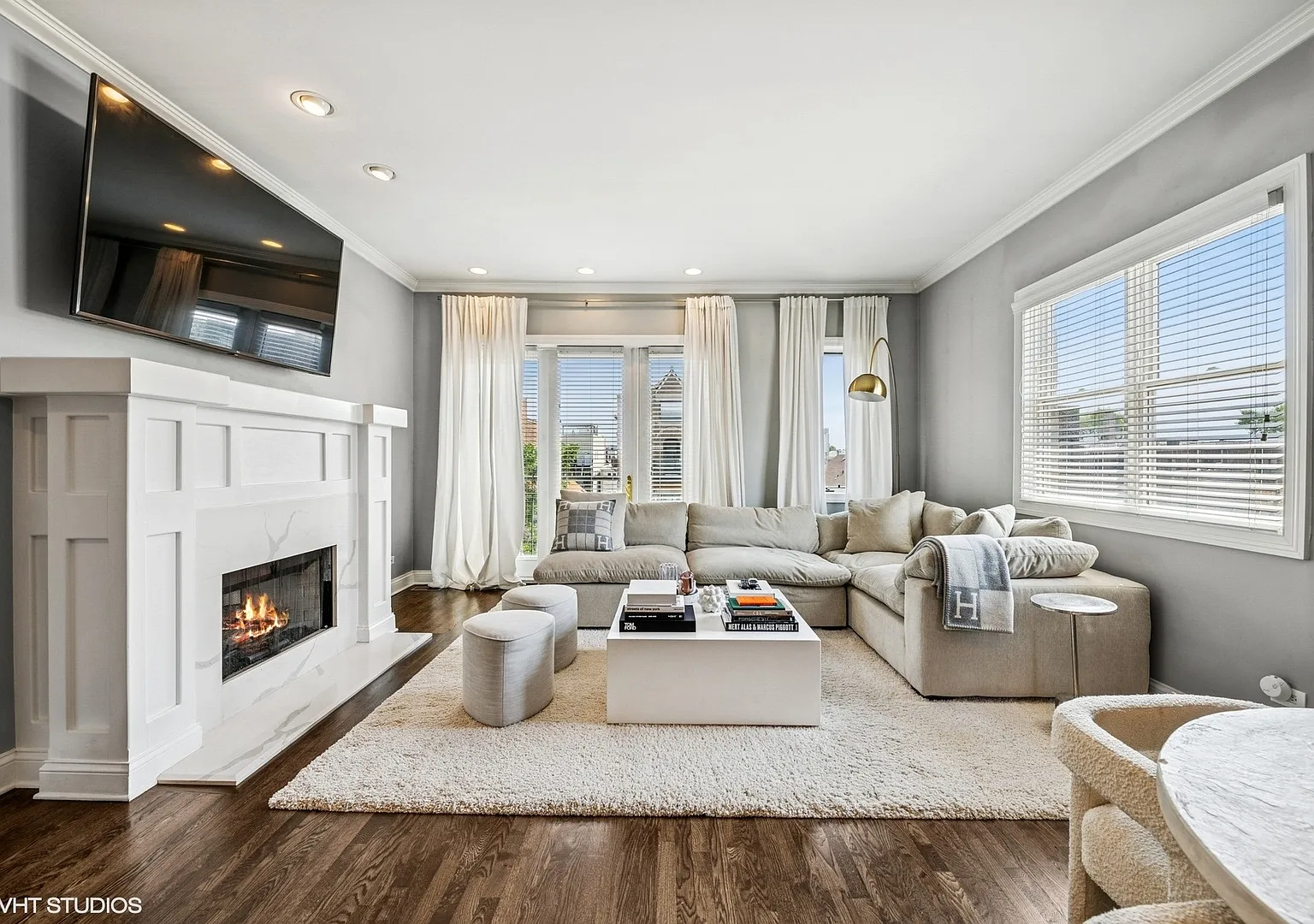 2 bed, 1500 sqft, $4,375 — Photo 4