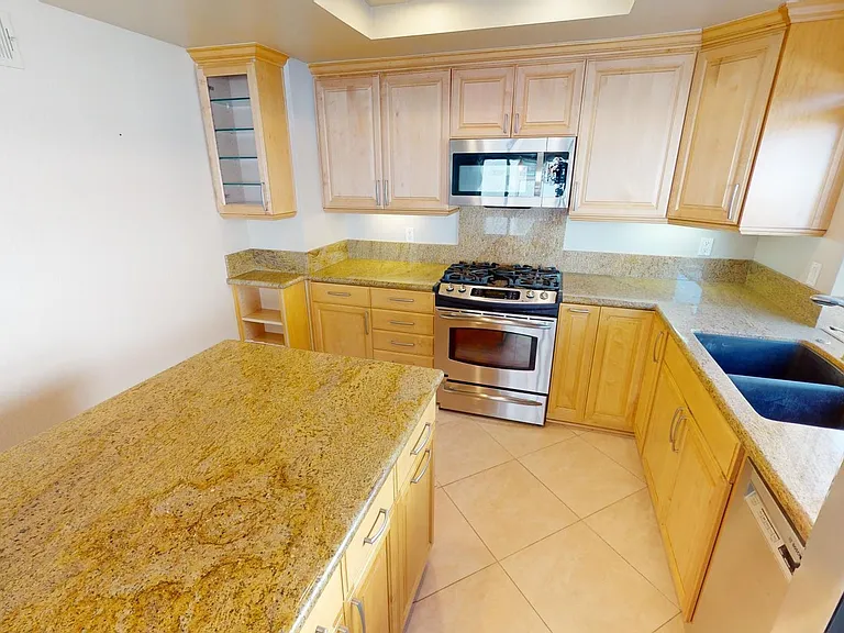 26118 Alizia Canyon Dr — Photo 12