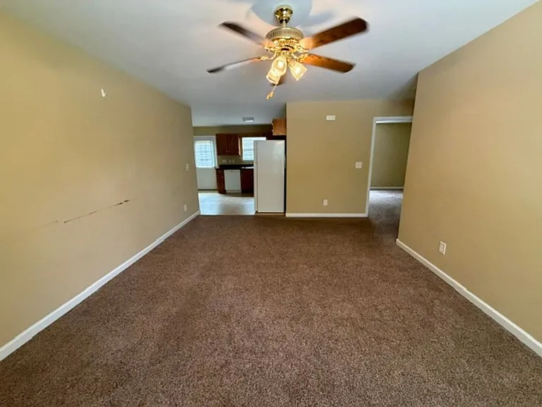 2443 Peach Orchard Hill Rd — Photo 3