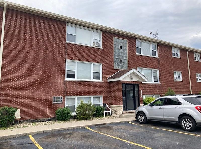 1st image of 7110 W 107th St Unit 27