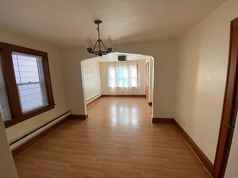 635 N James St #4 — Photo 4