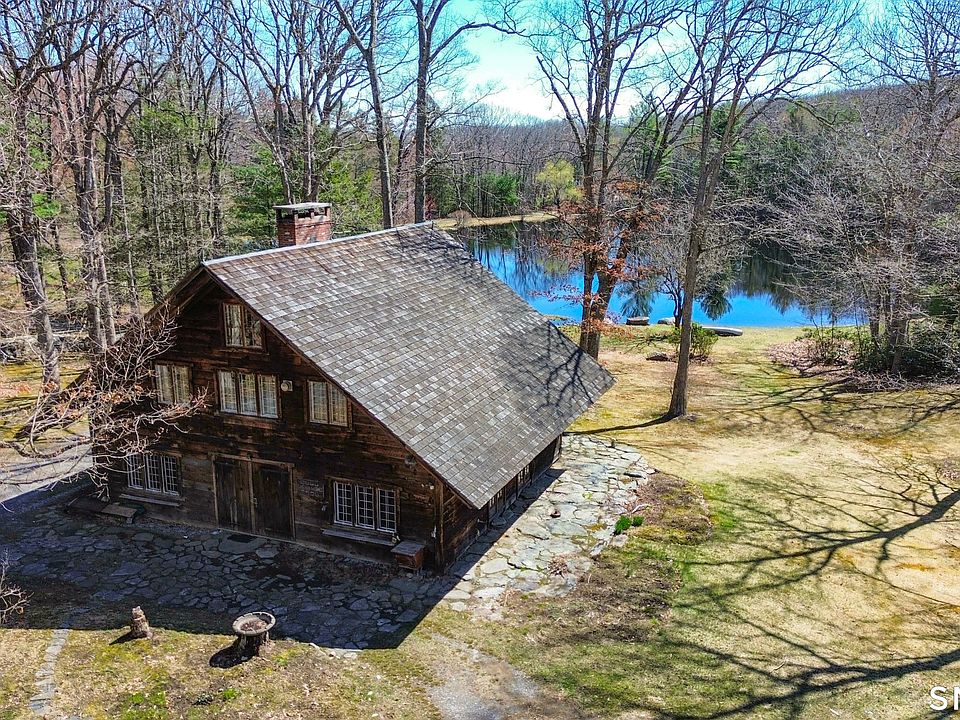 1st image of 45 Hoppen Rd
