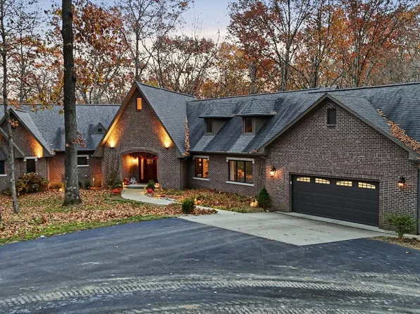 8851 S Peoga Rd, Trafalgar, IN 46181