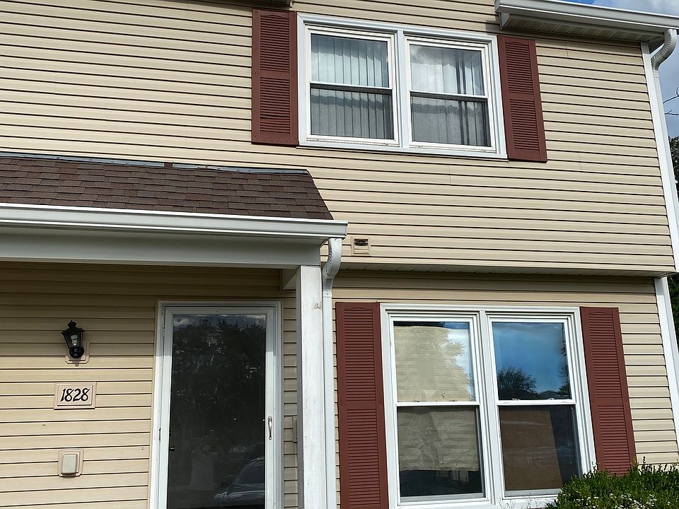 1st image of 1828 Jamestown Cir