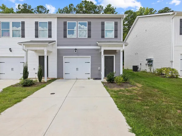 271 Oakwood Dr, Milledgeville, GA 31061