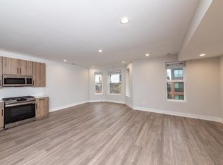 1909 S Racine Ave #4F, Chicago, IL 60608