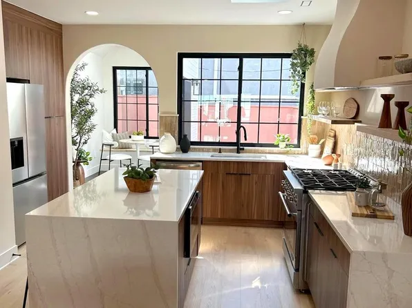 1702 S 6th St, Philadelphia, PA 19148