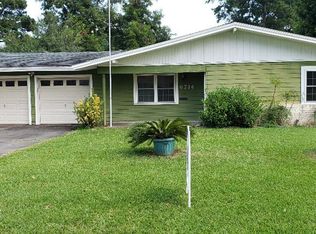 6714 Terrell St, Groves, TX 77619