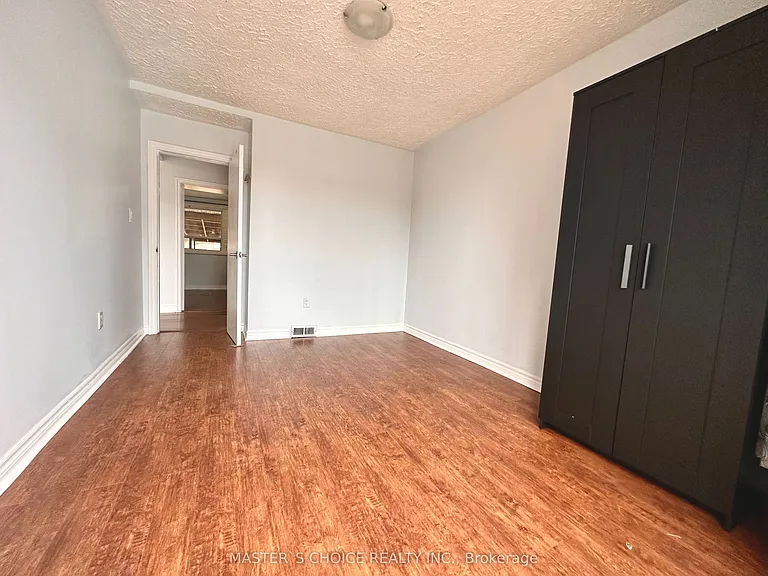 116 Lonborough Ave #UPPER — Photo 11