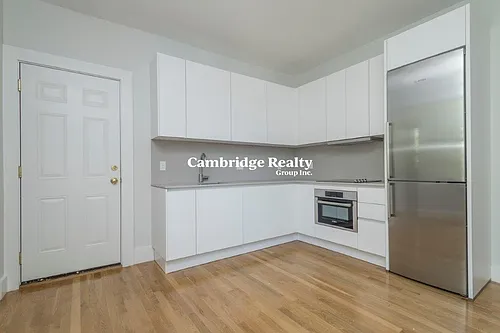 31 South St #12T Photo 1