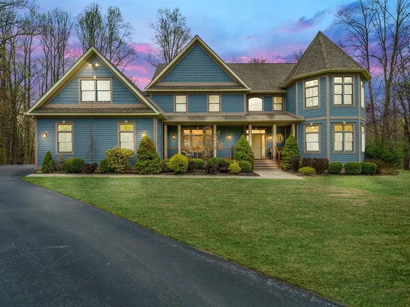 14 Warwick Lake Parkway, Warwick, NY 10990