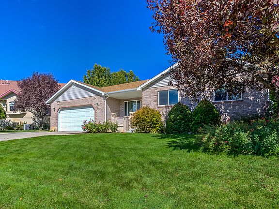 3rd image of 591 E Scenic Dr