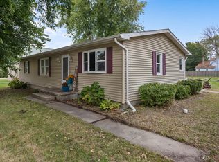 306 N Adams St, Fithian, IL 61844