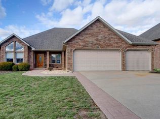 3223 Fox Grape St, Springfield, MO 65804