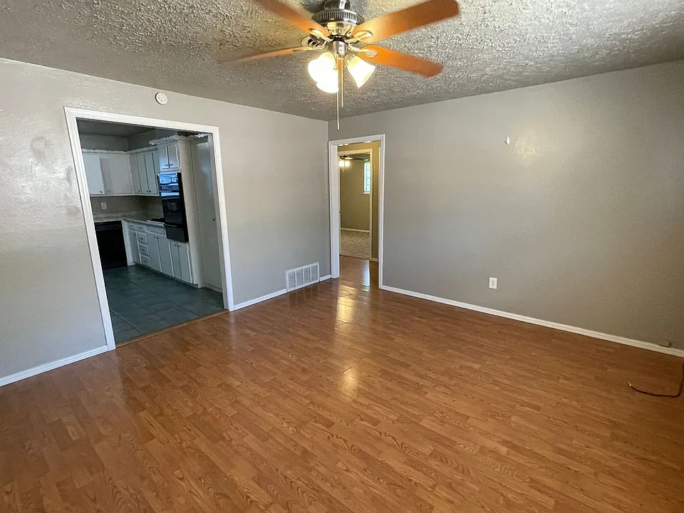 804 NW 21st St.