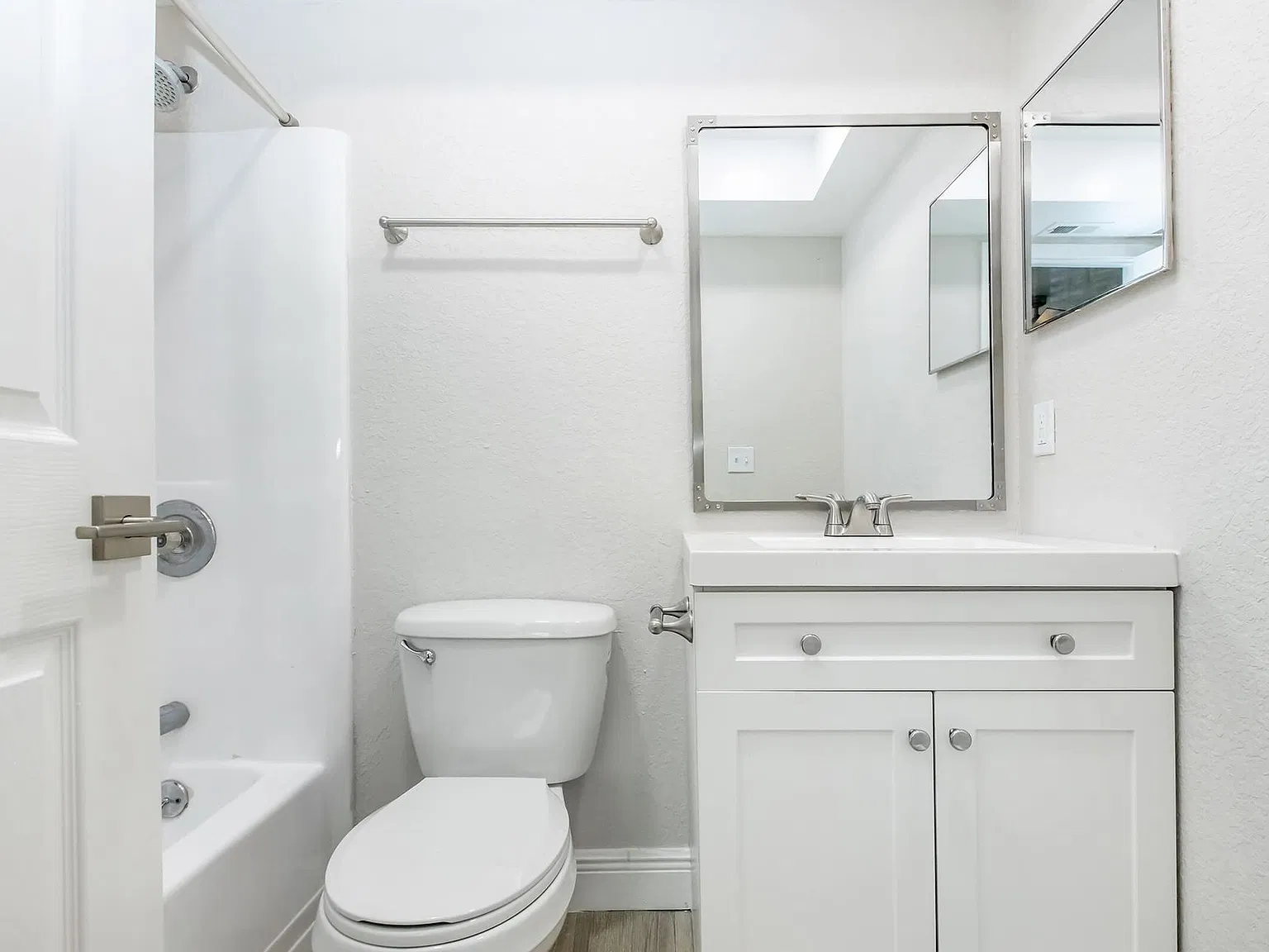 Palm Flats Apartments — Photo 4