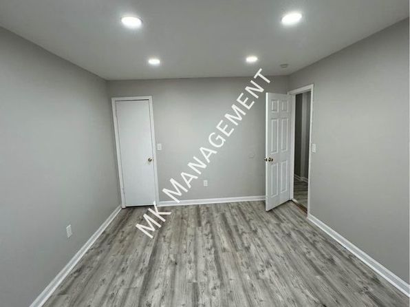 259 W Shawnee Ave #A