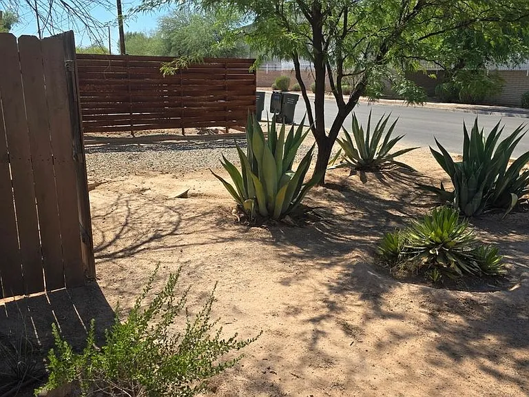 3544 E Presidio Rd #A — Photo 20