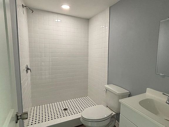 5th image of 1110 S 3rd St