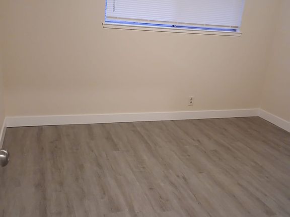 2nd image of 2660 Woodridge Ct APT 13