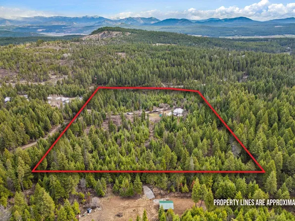 4351D Hesseltine Rd, Valley, WA 99181