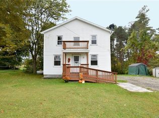 6641 Genesee Rd, Springville, NY 14141