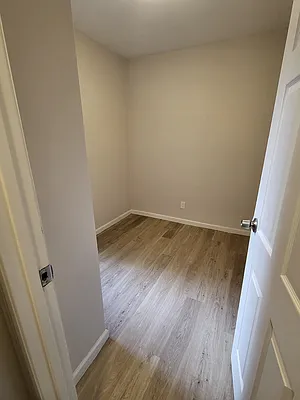 Rented by Red Carpet Realty & Consulting LLC | media 9