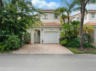 1240 Weeping Willow Way #1240, Hollywood, FL 33019