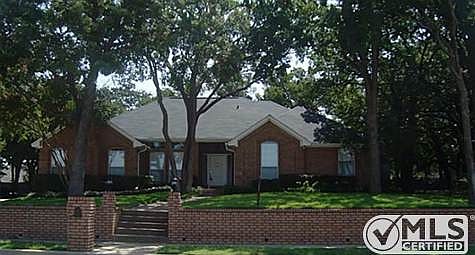 1st image of 7316 Holiday Ln