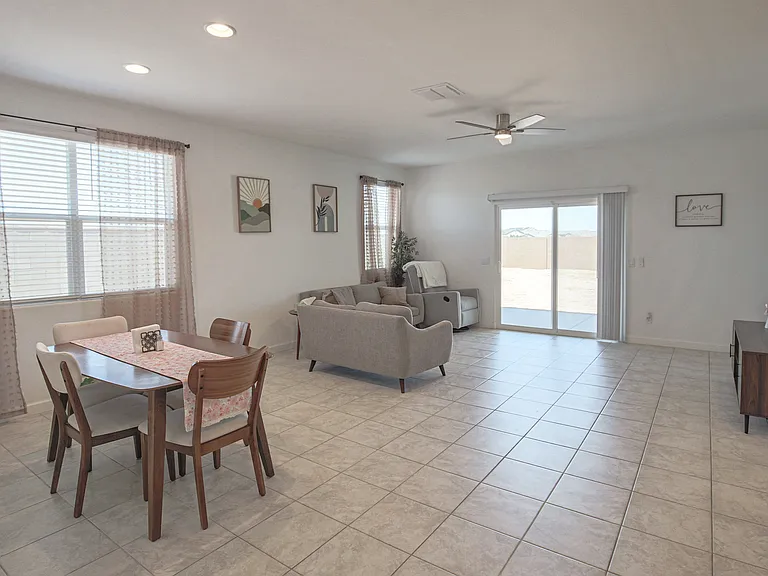 40120 W Venture Rd — Photo 12