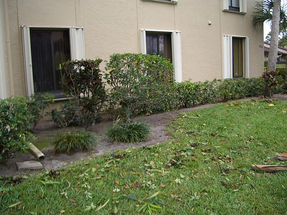 3rd image of 711 Sunny Pine Way APT H1